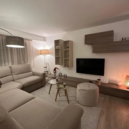 Chesa Sur Val By Interhome Appartamento