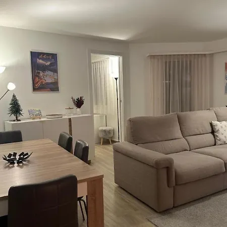 Chesa Sur Val By Interhome Daire